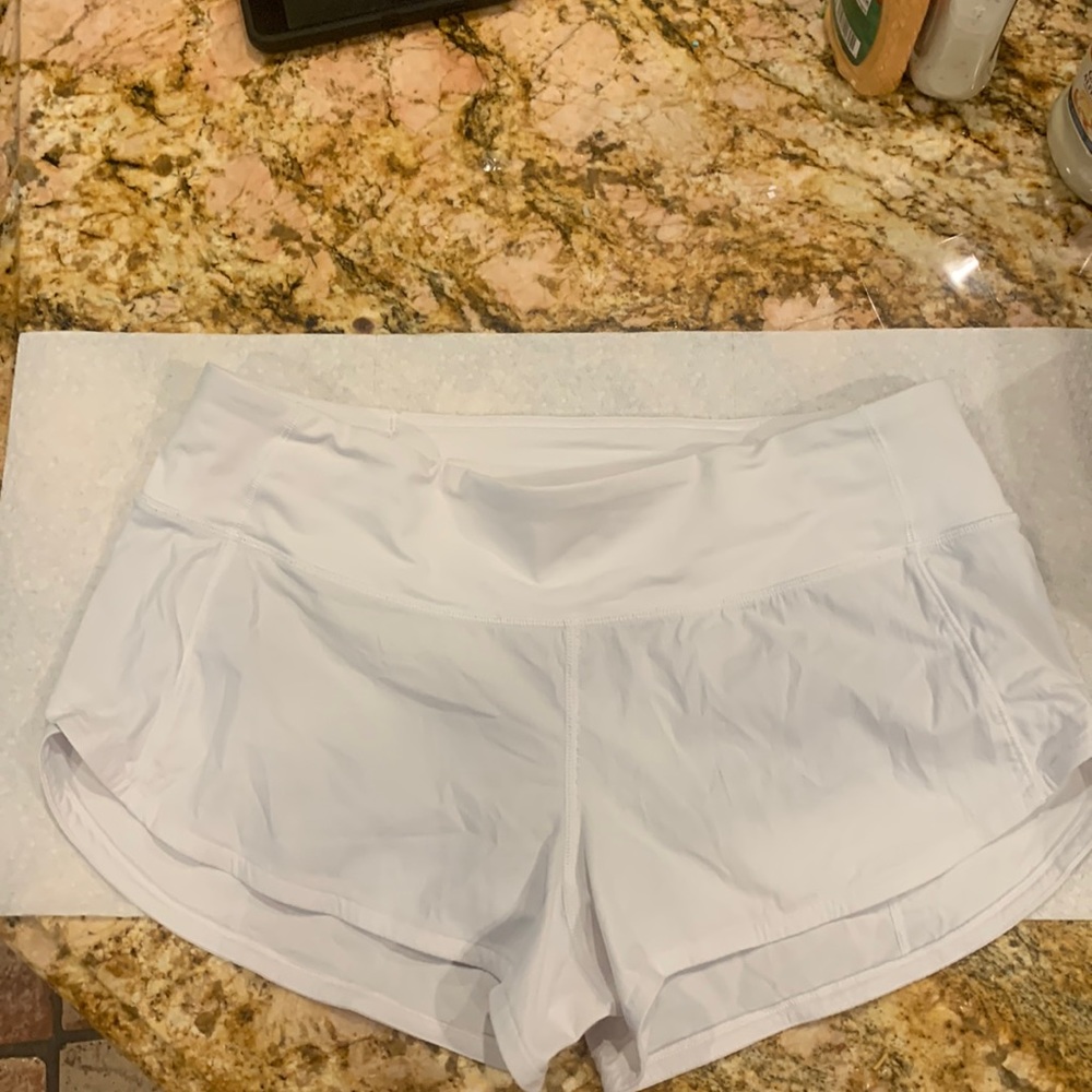 Lululemon hotty hot shorts